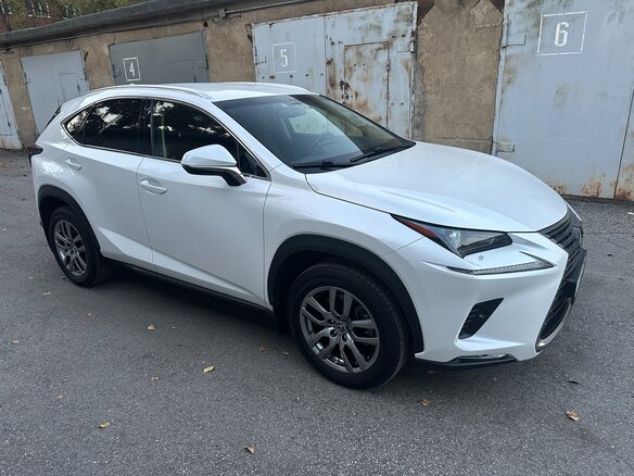 2019 Lexus NX 200 I Рестайлинг, белый, 3600000 рублей - вид 8