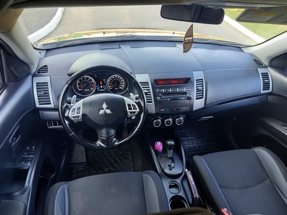 2010 Mitsubishi Outlander II Рестайлинг, серый - вид 26