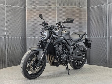 2023 Honda CB 650R, чёрный, 985000 рублей, вид 4