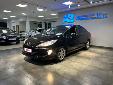 Peugeot 408 I