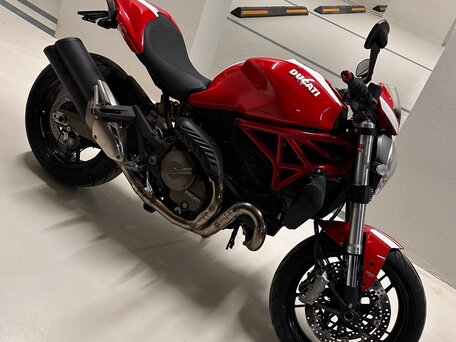 2015 Ducati Monster 821, красный, 699999 рублей, вид 3