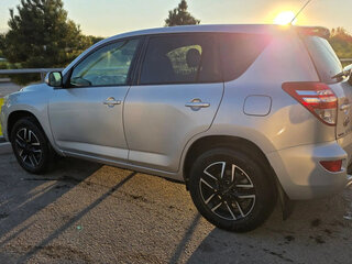2011 Toyota RAV4 III (XA30) Рестайлинг, серебристый, 1135000 рублей, вид 5