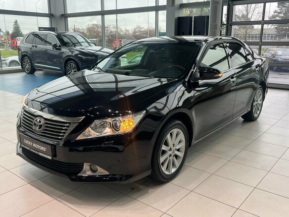 2012 Toyota Camry VII (XV50), чёрный, 1495000 рублей - вид 2