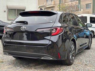 2023 Toyota Corolla XII (E210), чёрный, 1238000 рублей, вид 4