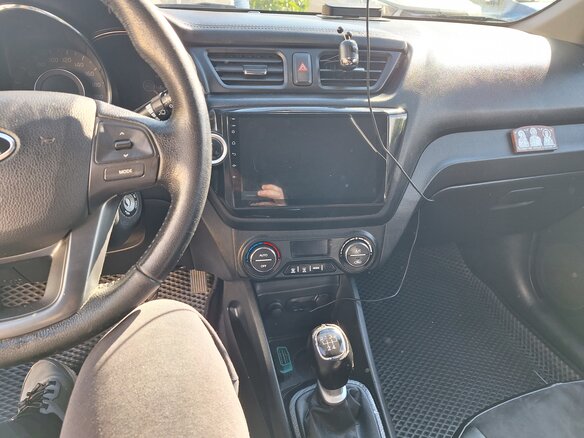 2012 Kia Rio 5-speed III, белый - вид 21