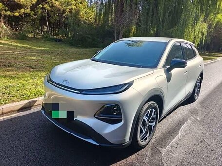 2026 Changan Qiyuan Q05 40.3 kWh II, серый, 1875000 рублей, вид 1