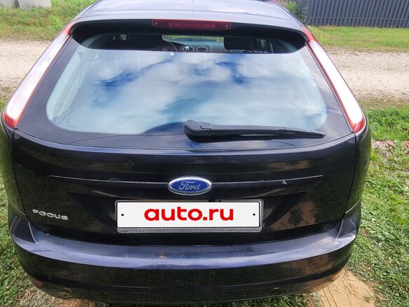 2010 Ford Focus II Рестайлинг, чёрный, 440000 рублей - вид 3