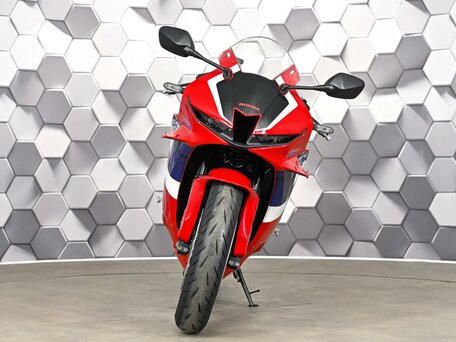 2021 Honda CBR 600RR, красный, 1177000 рублей, вид 5