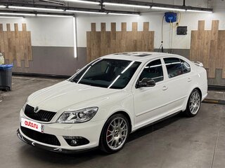 2012 Skoda Octavia RS II Рестайлинг, белый, 2100000 рублей, вид 1