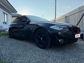 2011 BMW 5 серии Long 530Li VI (F10/F11/F07), чёрный, 1450000 рублей, вид 2
