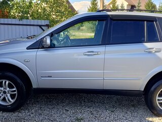 2013 SsangYong Kyron 5-speed I Рестайлинг, серебристый, 830000 рублей, вид 3