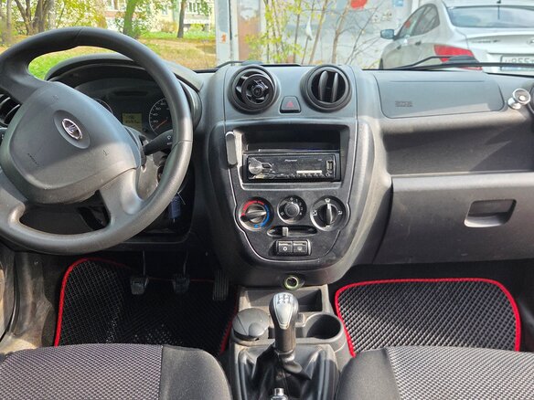 2014 Lada (ВАЗ) Granta I, пурпурный, 350000 рублей - вид 6