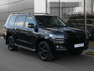 2018 Toyota Land Cruiser 200 Series Рестайлинг 2, чёрный, 5198000 рублей, вид 3
