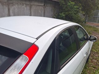 2010 Ford Focus II Рестайлинг, белый, 620000 рублей, вид 4