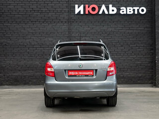 2012 Skoda Fabia II Рестайлинг, серый, 700000 рублей, вид 5