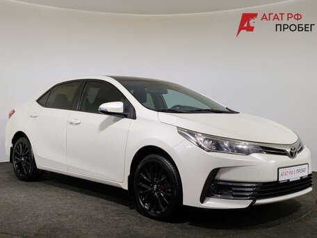 2018 Toyota Corolla XI (E160, E170, E180) Рестайлинг 1, белый, 1550000 рублей, вид 3