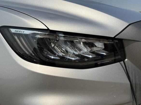 2023 Geely Atlas Pro, серый, 2900000 рублей - вид 18