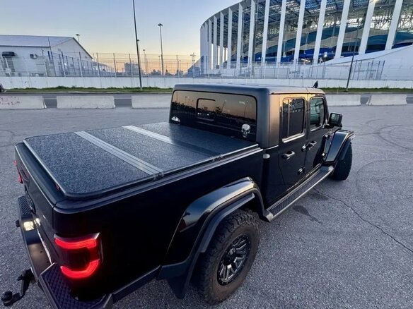 2020 Jeep Gladiator II (JT), чёрный, 5100000 рублей - вид 10