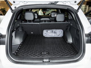 2026 Geely Monjaro I Рестайлинг, белый, 4954990 рублей, вид 5