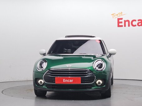 2022 Mini Clubman Cooper II Рестайлинг, зелёный, 1845000 рублей, вид 2