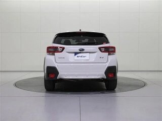 2022 Subaru XV II Рестайлинг, белый, 1473084 рублей, вид 3