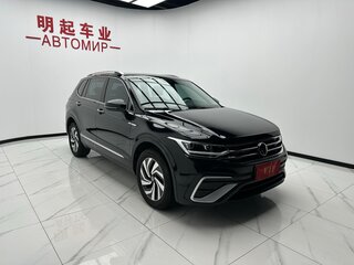 2022 Volkswagen Tiguan II Рестайлинг, чёрный, 2514000 рублей, вид 2