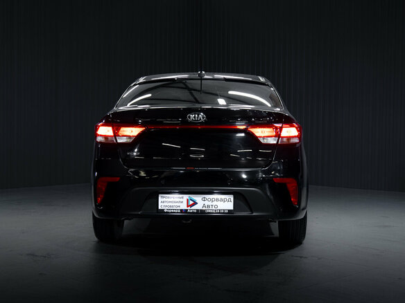 2020 Kia Rio IV, чёрный, 1249999 рублей - вид 5