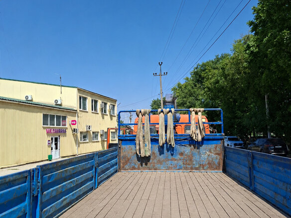 2002 КамАЗ 53215, оранжевый, 2650000 рублей - вид 9
