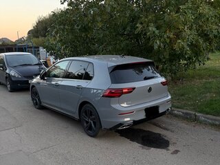 2023 Volkswagen Golf VIII, серый, 1850000 рублей, вид 5