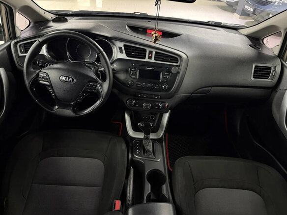 2012 Kia Ceed II, коричневый, 790000 рублей - вид 8