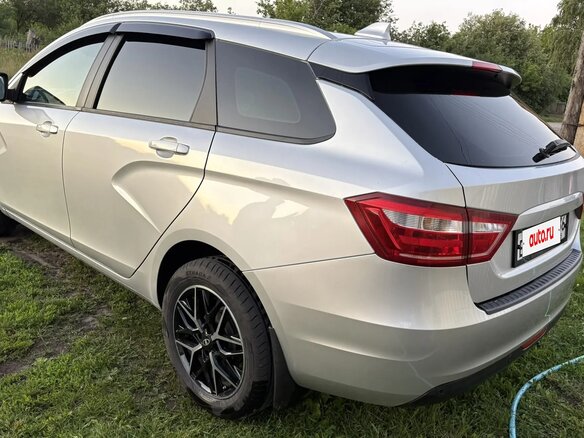 2018 Lada (ВАЗ) Vesta SW I, серебристый, 850000 рублей - вид 4