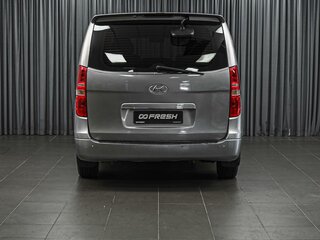 2011 Hyundai Grand Starex I, серый, 1599000 рублей, вид 4