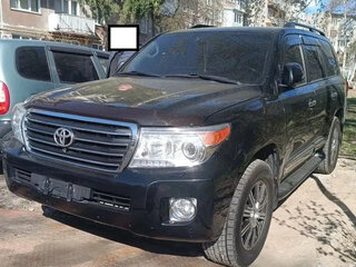 2015 Toyota Land Cruiser 200 Series Рестайлинг 1, чёрный, 3375000 рублей, вид 2