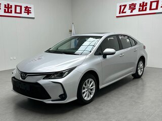 2022 Toyota Corolla XII (E210), серебристый, 1350000 рублей, вид 2