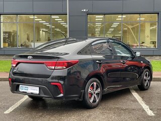 2017 Kia Rio IV, чёрный, 1200000 рублей, вид 5