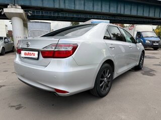 2015 Toyota Camry VII (XV50) Рестайлинг, серебристый, 1640000 рублей, вид 5