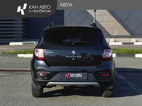 2017 Renault Sandero Stepway II, чёрный, 840000 рублей, вид 4