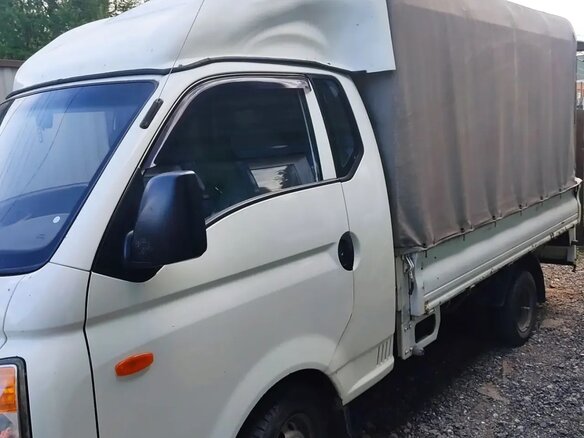 2009 Hyundai Porter II, серебристый, 850000 рублей - вид 1