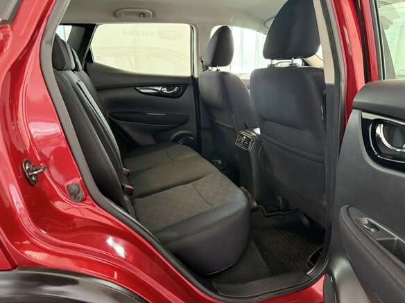 2016 Nissan Qashqai II, красный - вид 13