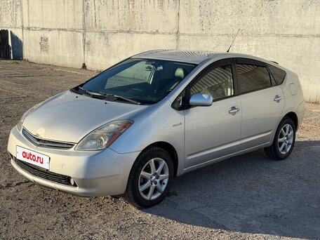2006 Toyota Prius II Рестайлинг (XW20), серебристый, 549000 рублей, вид 1