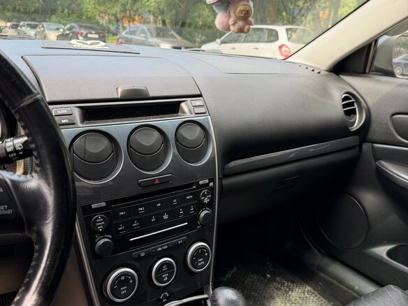 2005 Mazda 6 I (GG) Рестайлинг, красный, 430000 рублей - вид 8