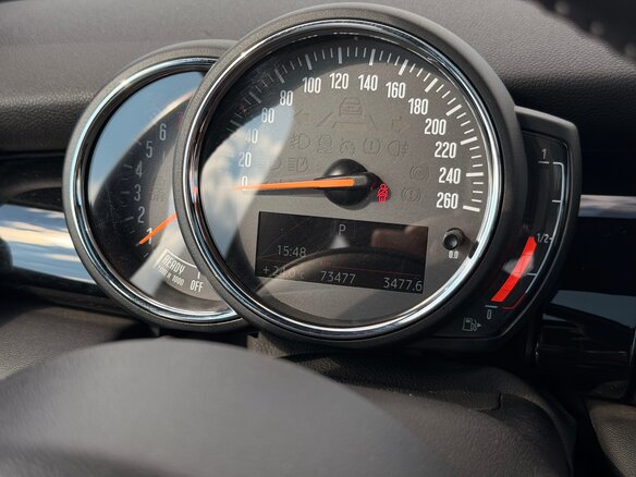 2019 Mini Hatch Cooper III (F55/F56) Рестайлинг, синий - вид 10