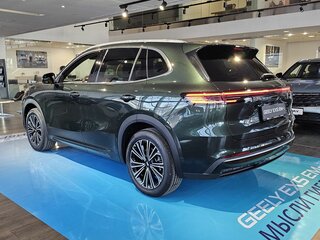 2026 Geely EX5 Гибрид EM-i, зелёный, 3939215 рублей, вид 4
