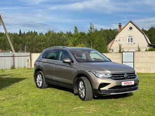 2021 Volkswagen Tiguan II Рестайлинг, бежевый, 2780000 рублей, вид 2