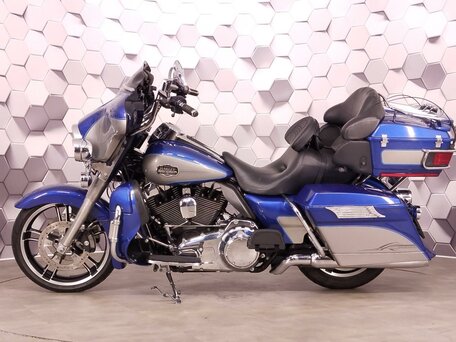2009 Harley-Davidson Electra Glide, синий, 877000 рублей, вид 4