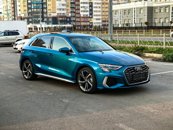 2022 Audi A3 Sportback 35 TFSI IV (8Y), синий, 2650000 рублей - вид 22