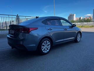 2017 Hyundai Solaris II, серый, 1300000 рублей, вид 5