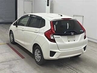 2019 Honda Fit III Рестайлинг, белый, 1100000 рублей, вид 4