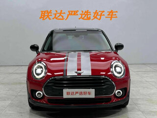 2022 Mini Clubman Cooper II Рестайлинг, красный, 1740000 рублей, вид 2