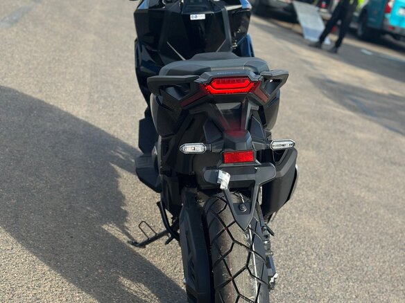 2026 Honda X-ADV, чёрный, 1650000 рублей - вид 7